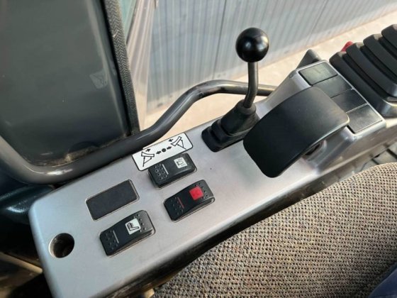 2010年斗山 DX170W