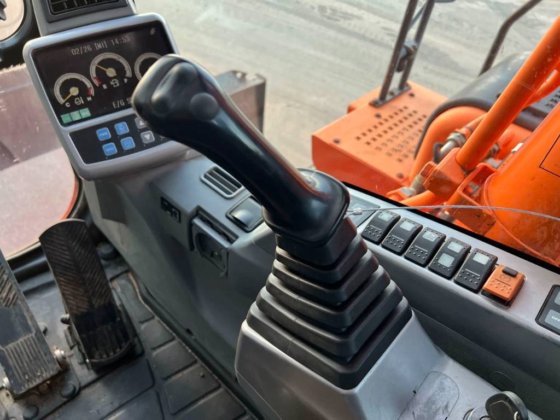 2010年斗山 DX170W