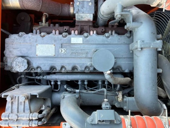 2010年斗山 DX170W