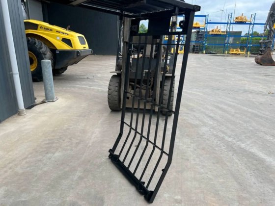 2025 CAT 349Dガード