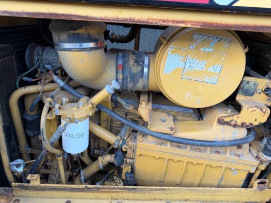 2001 CAT D8R SERIES II