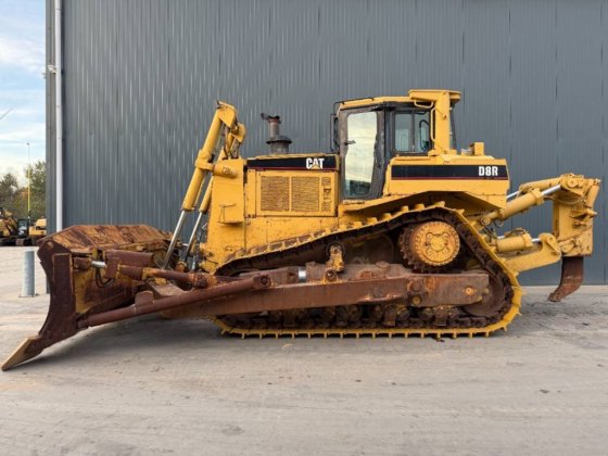 2001 CAT D8R SERIES II