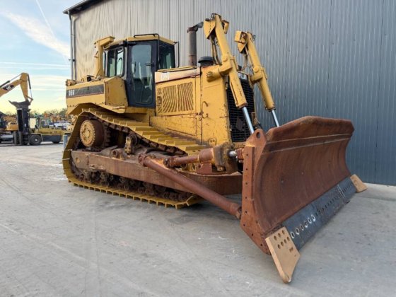 2001 CAT D8R SERIES II