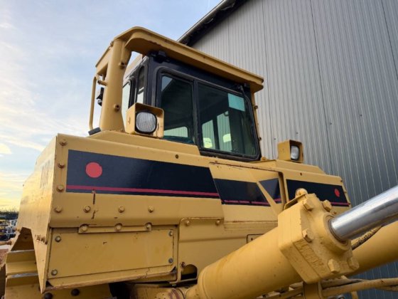 2001 CAT D8R SERIES II