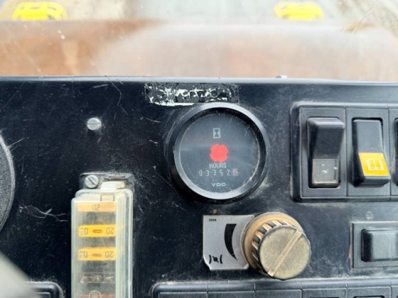 2007年 Ammann ASC110 D