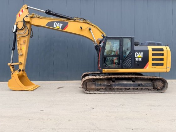 2013 CAT 320E L