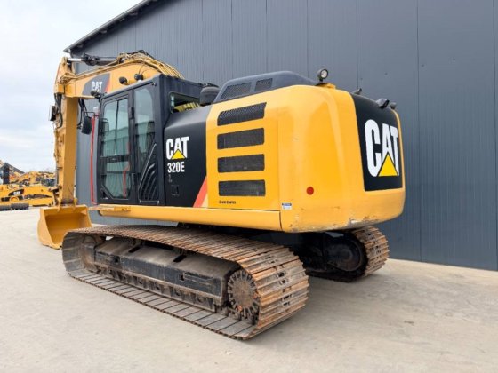 2013 CAT 320E L