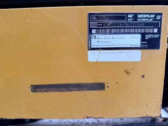 2013 CAT 320E L