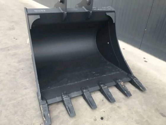 2025年沃尔沃ECR235