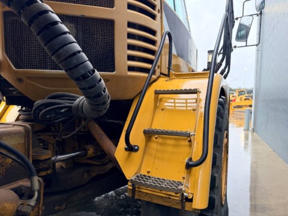 2007 CAT 730