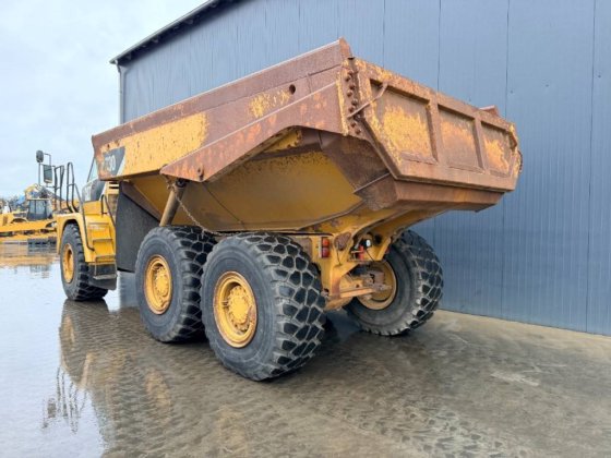 2007 CAT 730