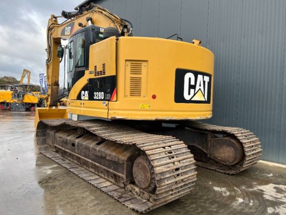 2009 CAT 328D LCR