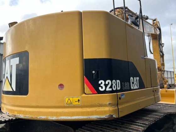 2009 CAT 328D LCR