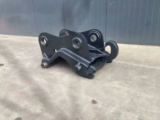 2025 Smitma CW40 - PC210