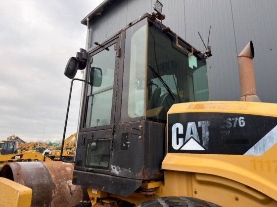 2012年 CAT CS76 XT