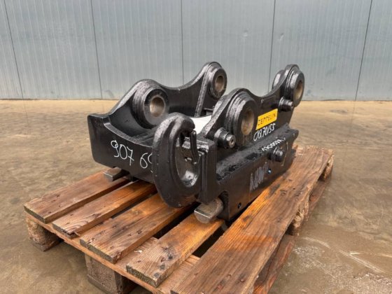 2017 OilQuick OQ70/55 - デモ