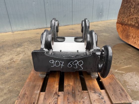 2017 OilQuick OQ70/55 - デモ