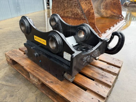 2017 OilQuick OQ70/55 - デモ