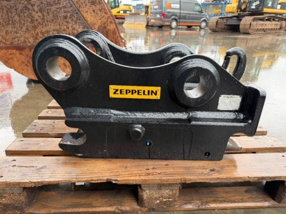 2017 OilQuick OQ70/55 - デモ