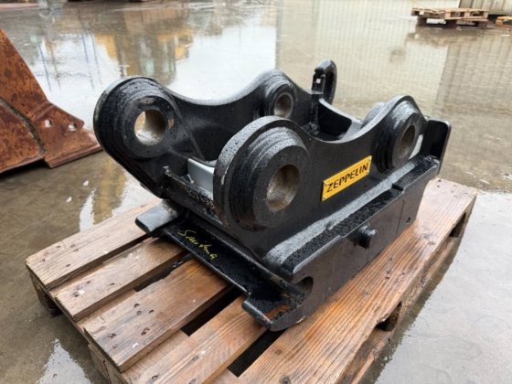 2017 OilQuick OQ70/55 - デモ