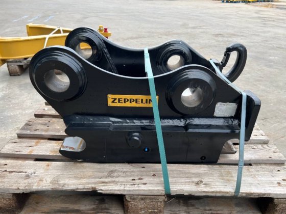 2017 OilQuick OQ70/55 - デモ