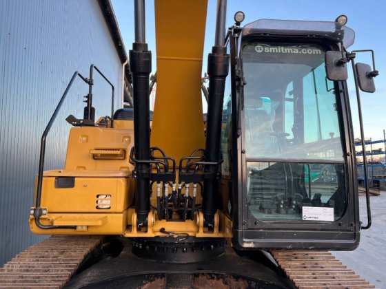 2016 CAT 323F L