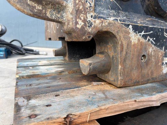 2020 OilQuick OQ80 - 336F