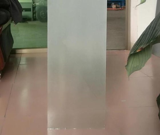 Shade vertical glass sandblasting machine