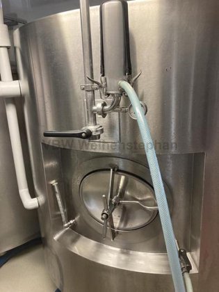 発酵タンク、貯蔵タンク、明タンク [13個]