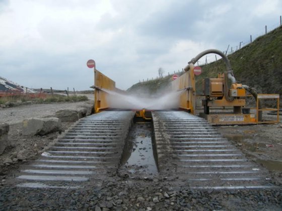 高架式エンバイロ ホイール ウォッシュ