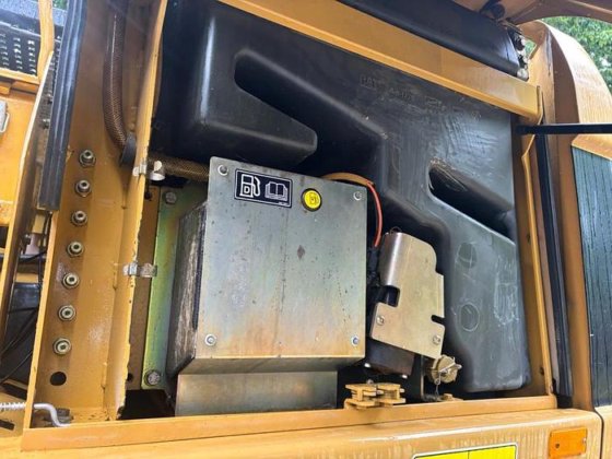 2005 CAT - M 316