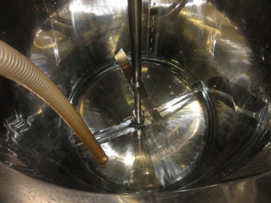 [无制造商名称] 真空浓缩罐，1 200 升。