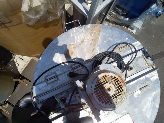 1000L Cylindrical vertical type