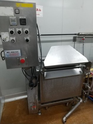 ［碳酸氢钠工业] 1 罐煮沸机，无型号。