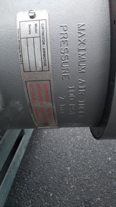 [无制造商名称] 桶挤压机和灌装机 无型号