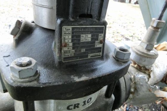 東海汽缶 円筒竪型