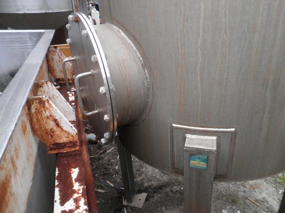 1400 L 立式圆柱形