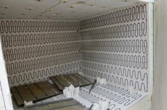 2012年【美浓陶瓷】台车式电窑