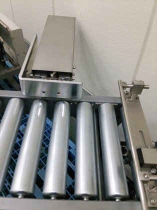 [Makitec]辊子输送机。