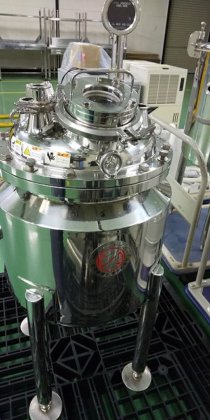 岩井機械 円筒縦型