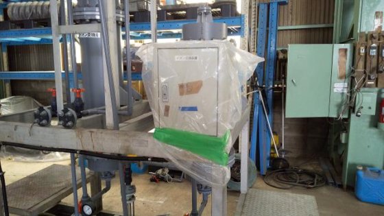 ［离子交换树脂塔，无型号。