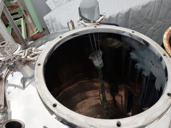 大阪サニタリー 円筒竪型