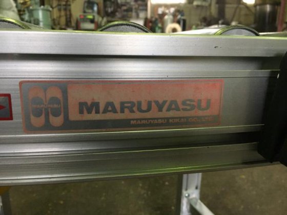 ［丸安机械] 辊子输送机 无型号。