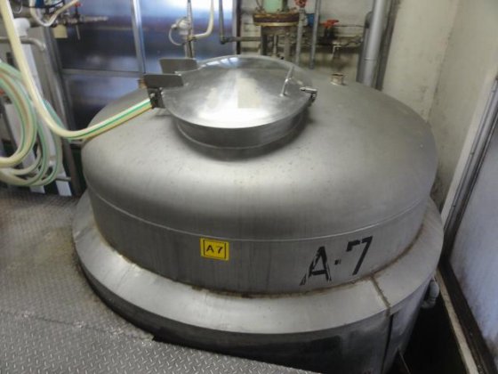 2000L Cylindrical vertical