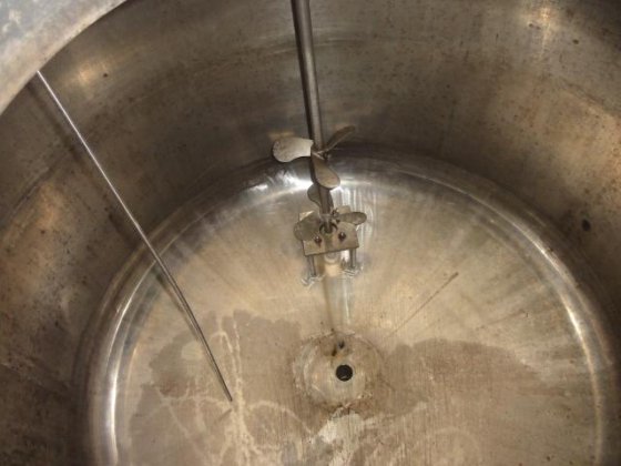 2000L Cylindrical vertical