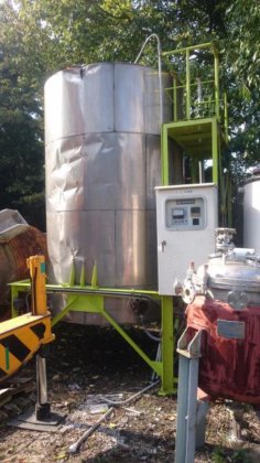 8000L 垂直圆柱形