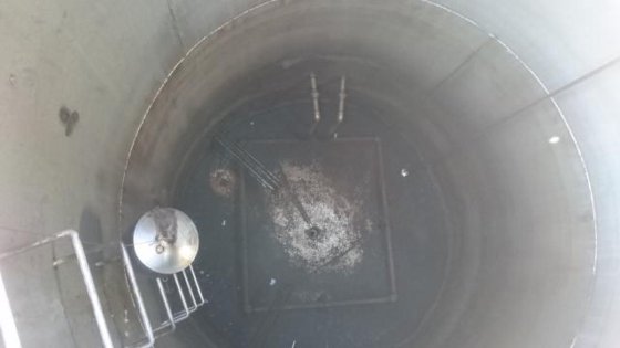 8000L 垂直圆柱形