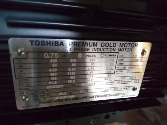 ［东芝] 马达 0.75kw6p200V