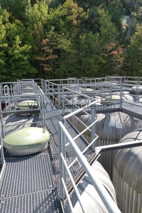 円筒円錐型発酵貯蔵タンク（CCT、7個）