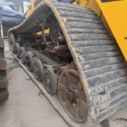 CAT 277C Multi Terrain Loader